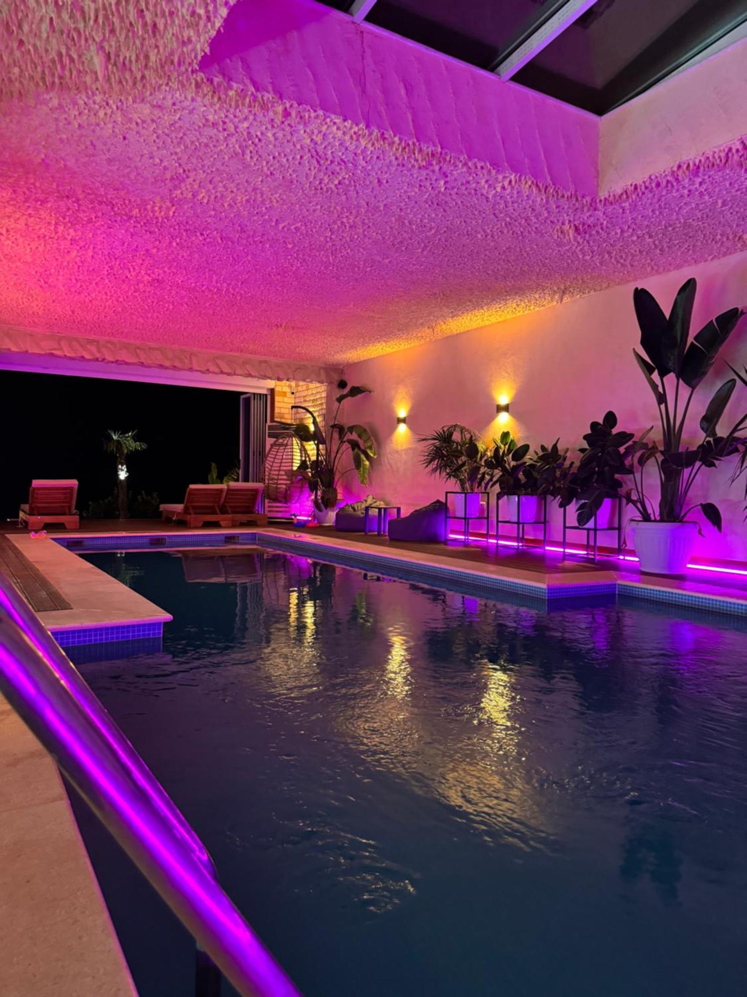 Festim Villa Hotel Kanine Ngoại thất bức ảnh