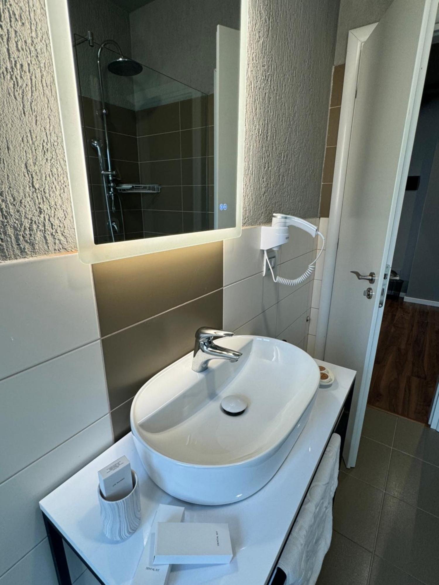 Festim Villa Hotel Kanine Ngoại thất bức ảnh